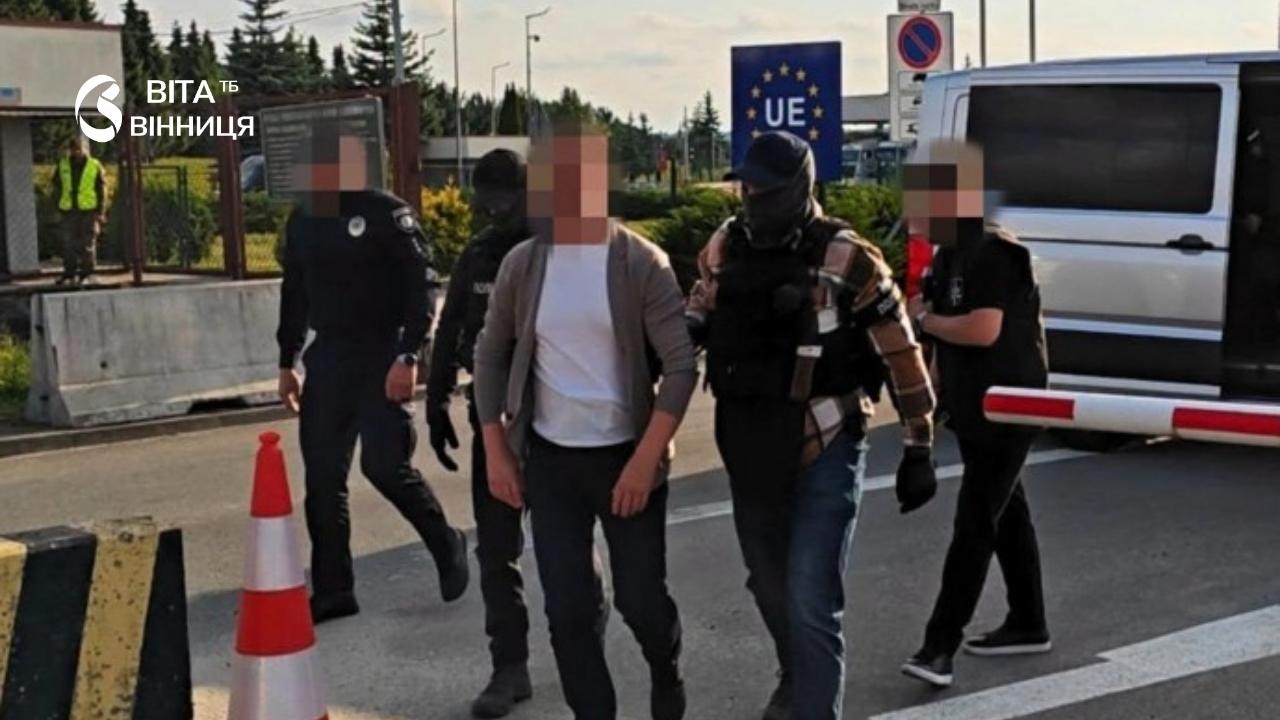 До України екстрадували уродженця Вінниччини, екс-депутата Руслана Демчака