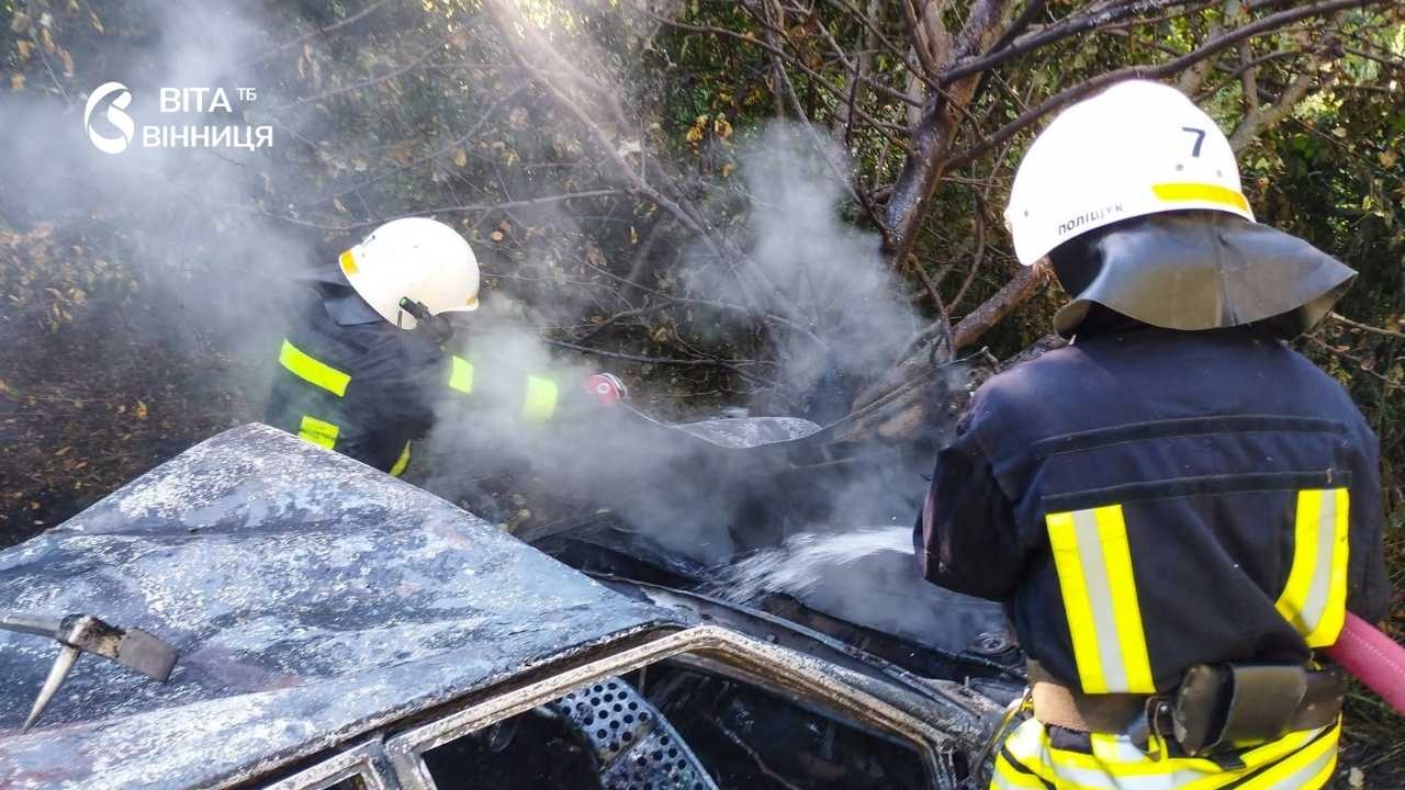 Два автомобілі на Вінниччині згоріли через розгерметизацію паливних систем