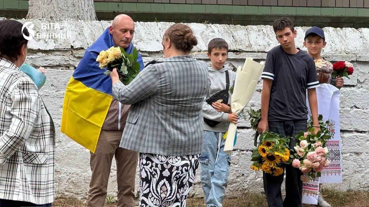 Джуринська громада тепло зустріла Героя, який був у полоні майже чотири роки