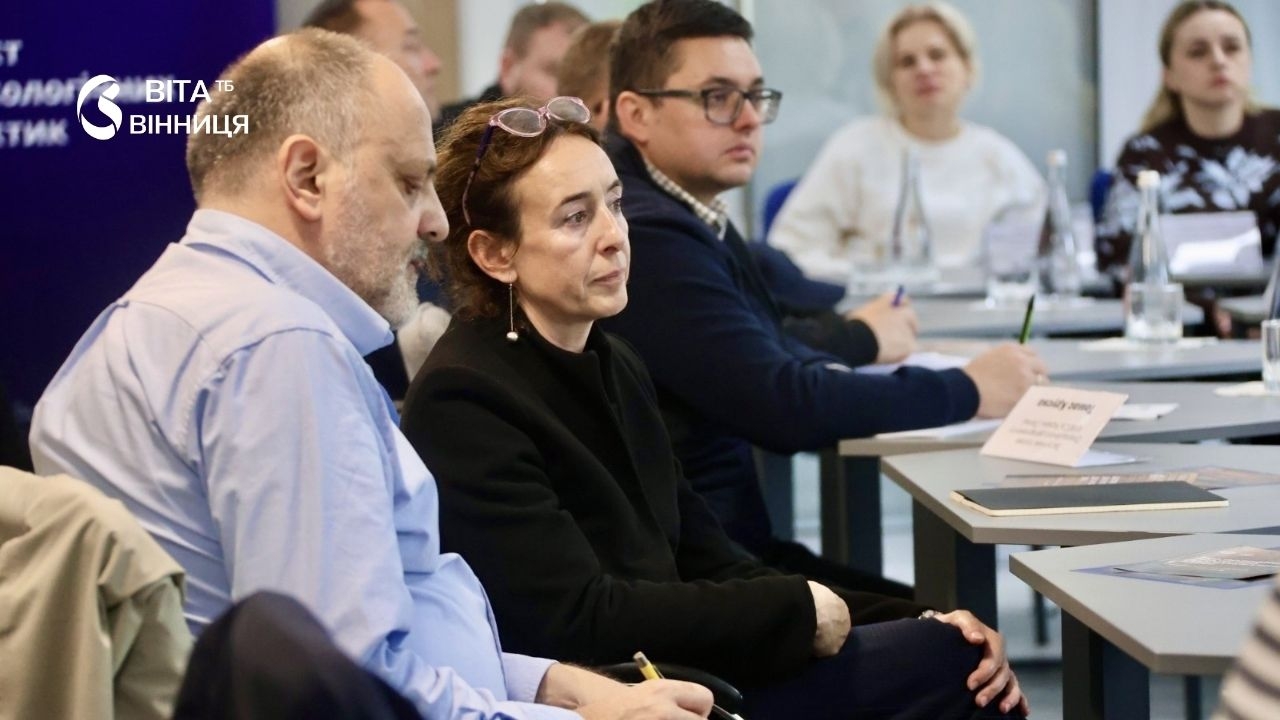 Експерти з Італії, Литви та Латвії вивчали вінницький досвід обліку трофейної та знайденої зброї