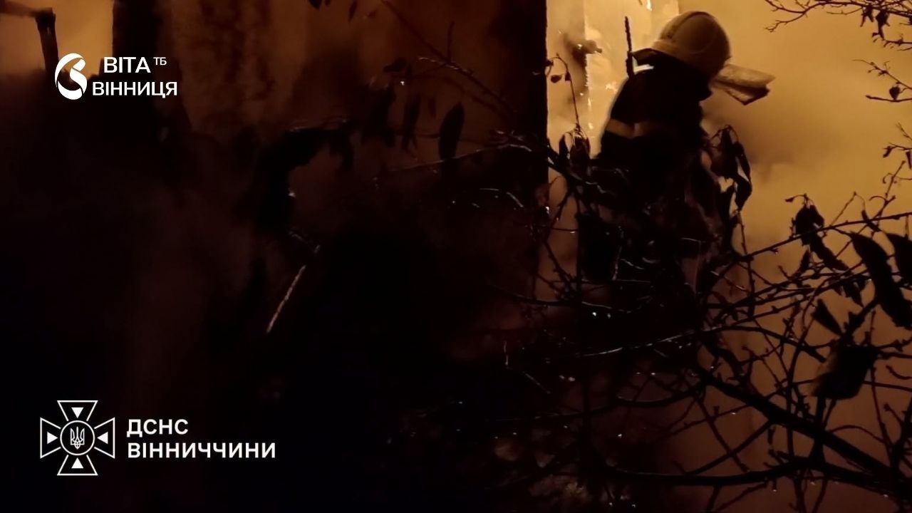 Газовий стояк спалахнув на Вінницьких Хуторах: також в області горіли будинки й авто