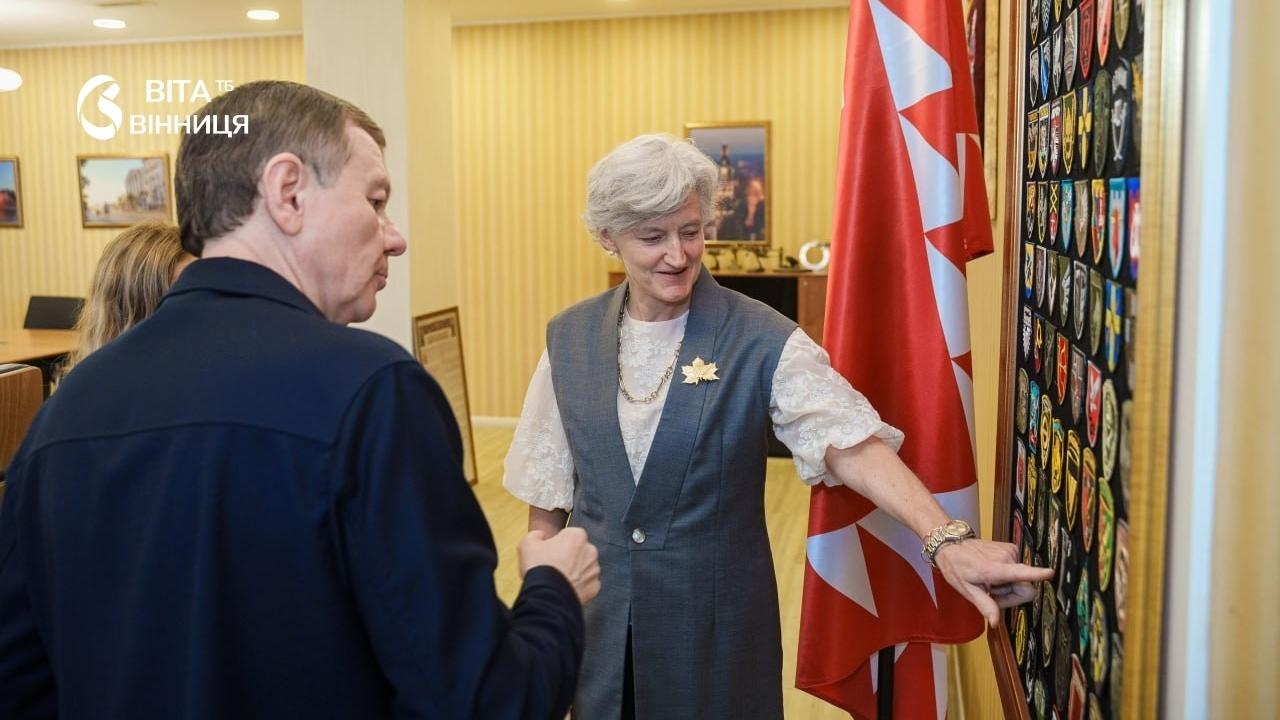 Посол Канади Тамара Мавіні та міський голова Сергій Моргунов під час зустрічі у Вінниці