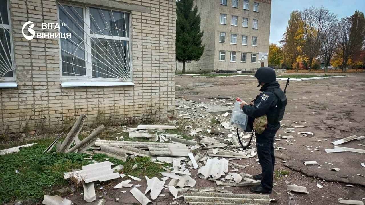Склади з ліками, вокзали й житло: по яких об'єктах вночі била росія, зокрема на Вінниччині