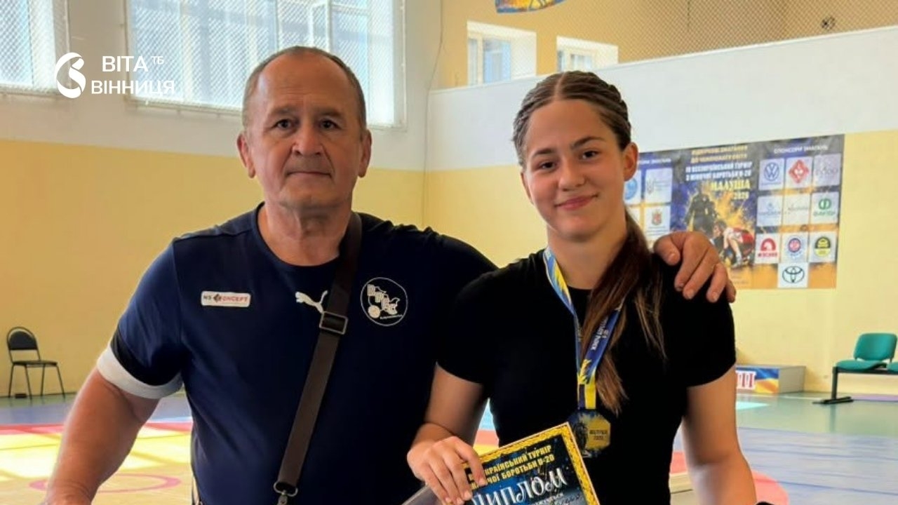 Три вінницькі борці стали призерами відбіркового турніру до чемпіонату світу