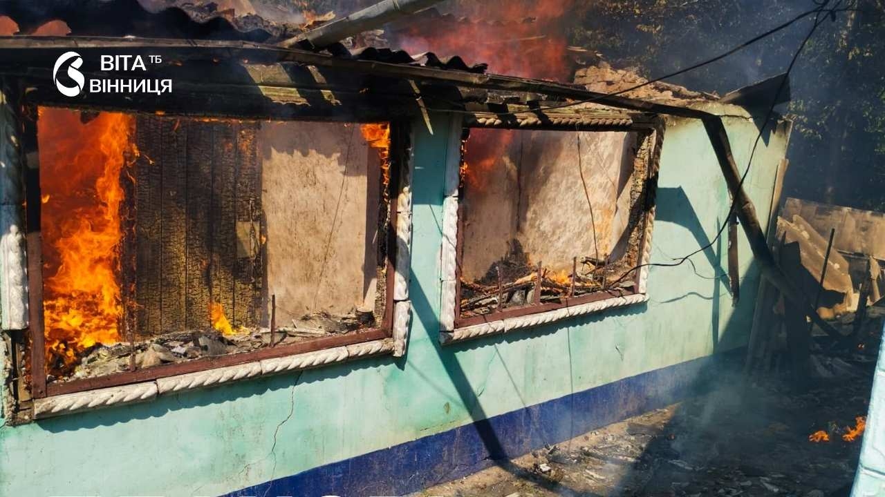 Вночі на Вінниччині спалахнув автомобіль через розгерметизацію газової системи