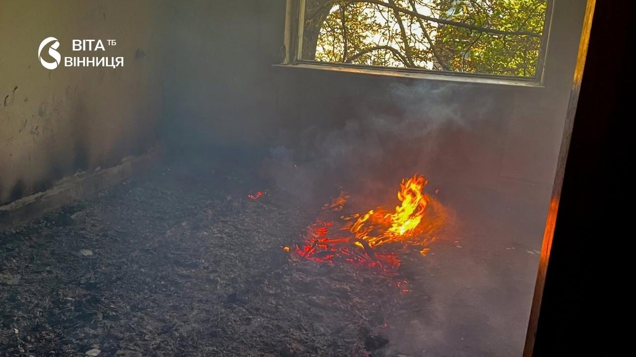 У Гнівані спалахнула транспортерна стрічка в кар'єрі, що вже не працював