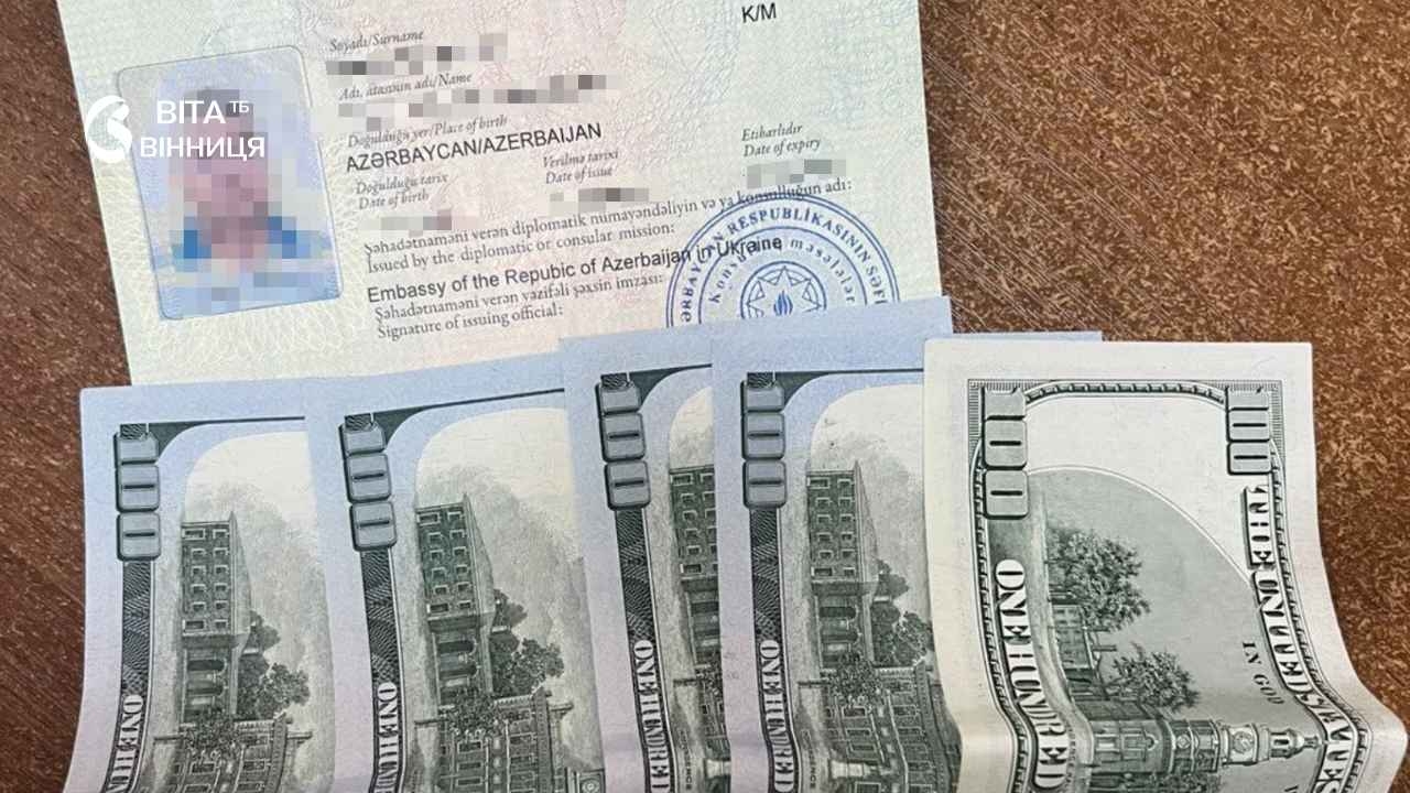 У Могилеві-Подільському чоловік запропонував $500 хабара за виїзд з України — безуспішно