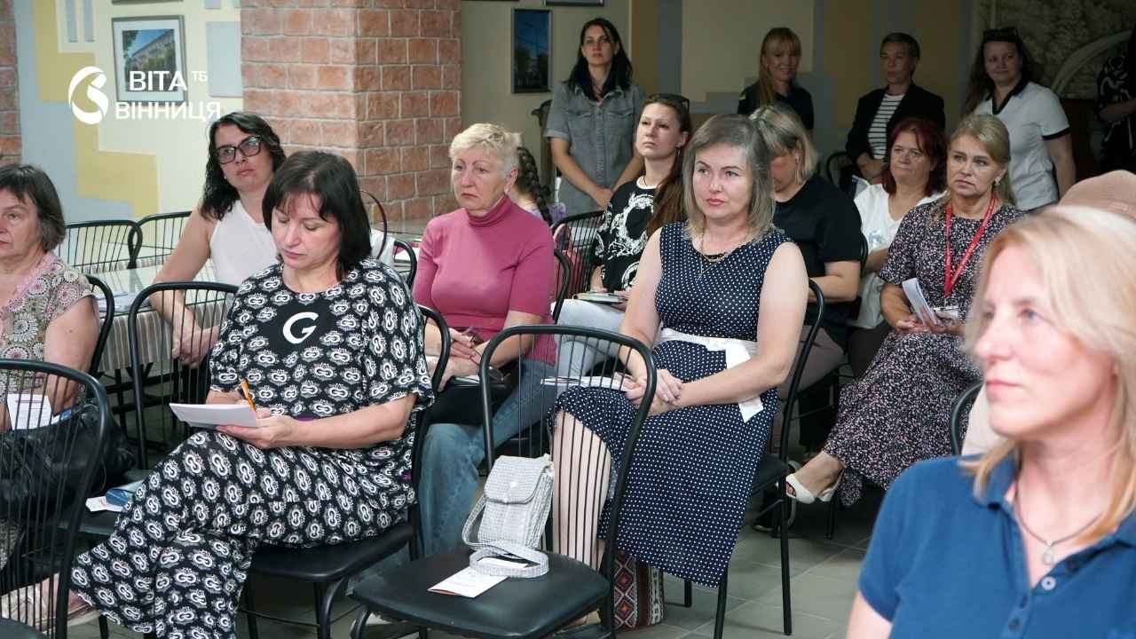 У Вінниці голів ОСББ навчали діяти під час пожеж та мінної загрози