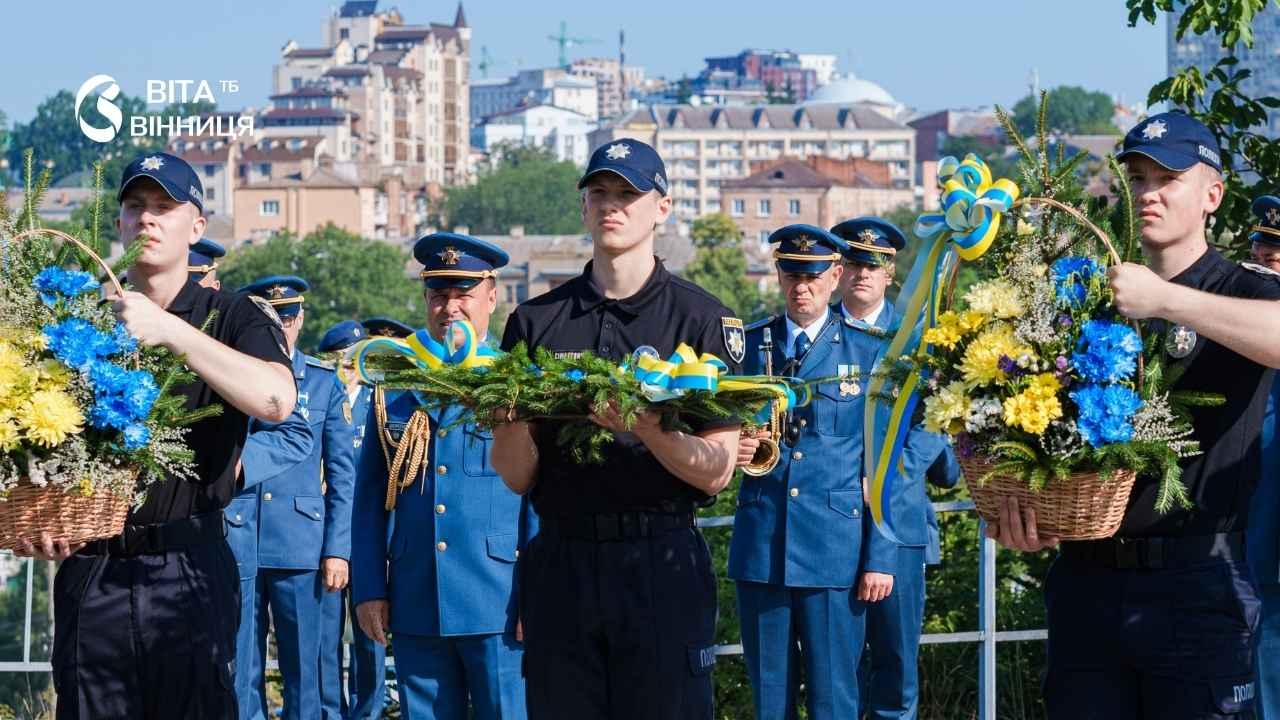 У Вінниці підняли Державний Прапор до Дня Української Державності