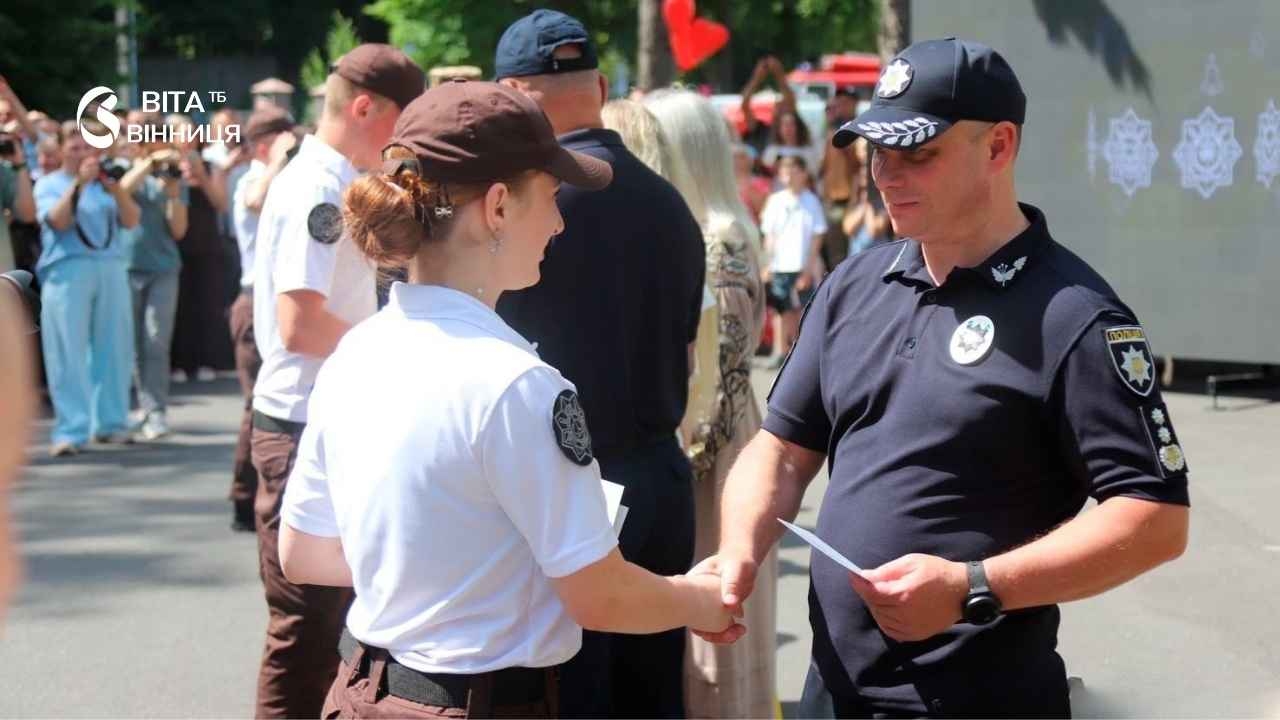 У Вінниці відбувся перший випуск ліцею МВС імені Героя України Назарія Гринцевича