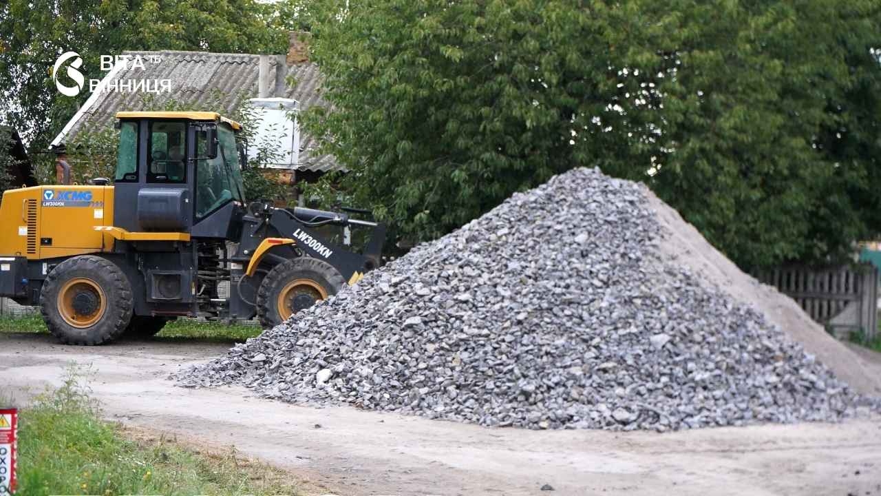 У Вінниці замінять 12 люків під час ремонту вулиці приватного сектору