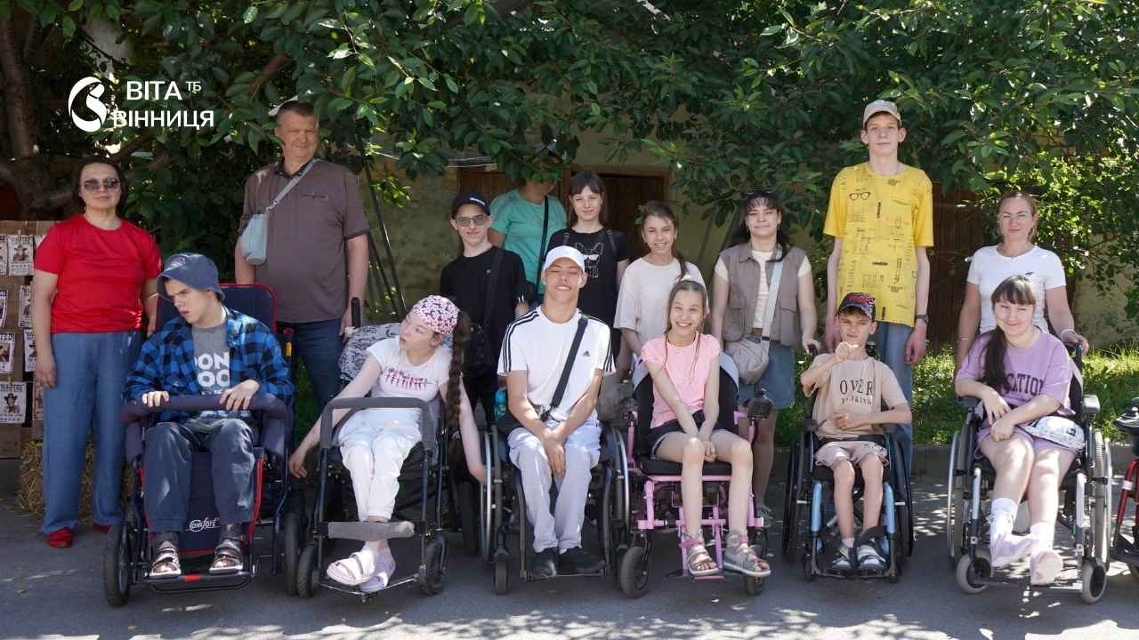 У вінницькій «Гармонії» стартував інклюзивний табір для підлітків у стилі «Дикого Заходу»