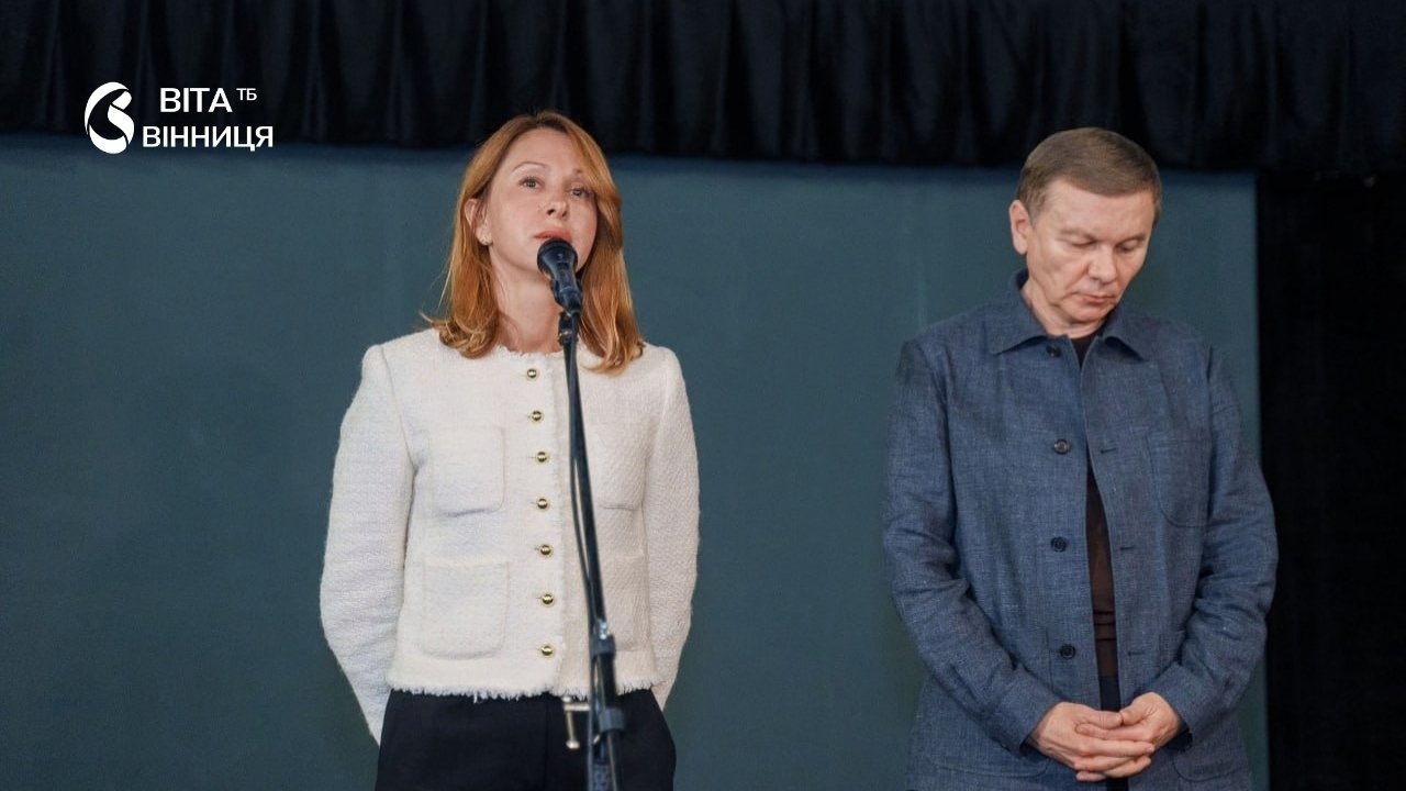 Відзнака, що стала прикладом для інших міст: ще 32 вінницькі матері полеглих воїнів отримали Почесний знак