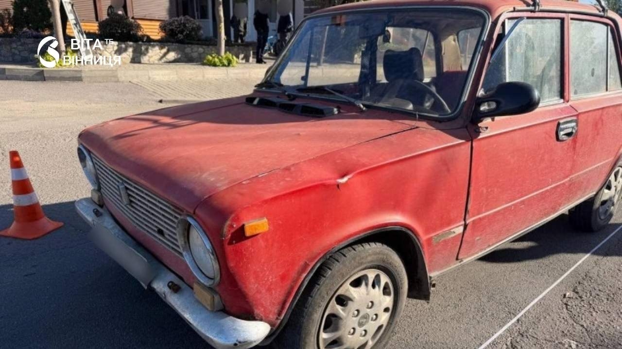 Вибіг на проїжджу частину: у Хмільнику авто збило 4-річного хлопчика