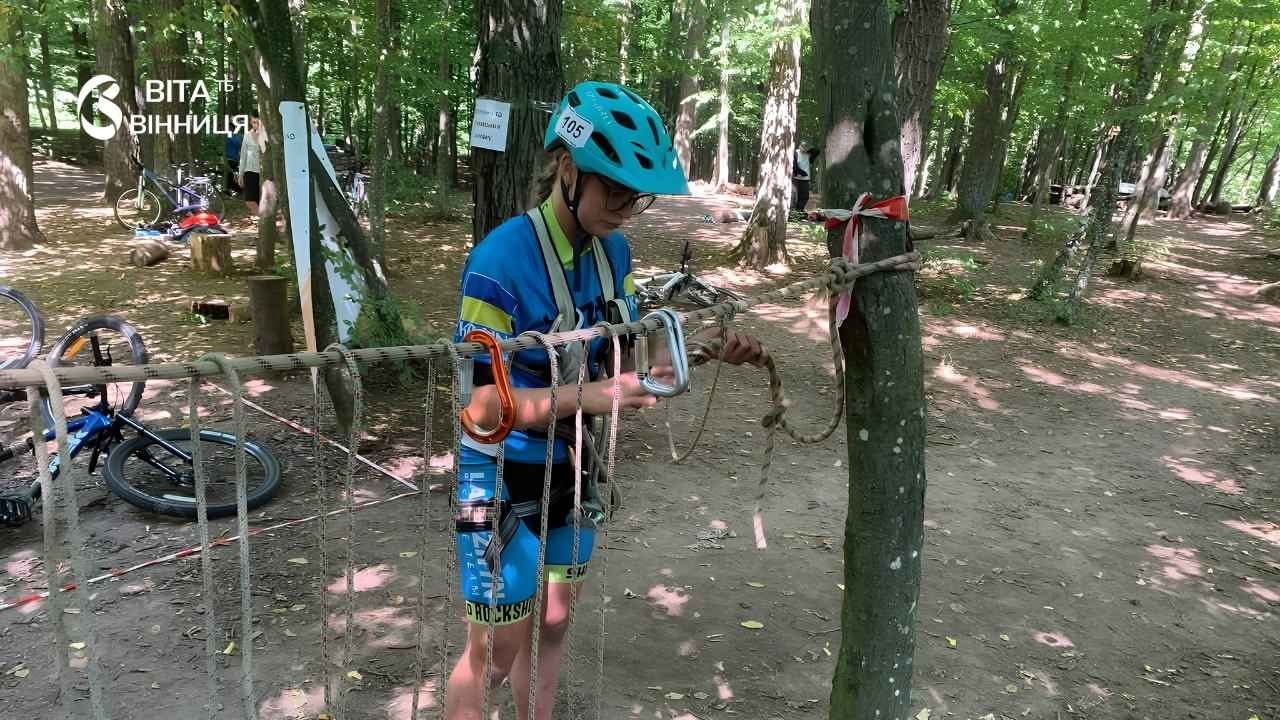 Юні вінничани стали чемпіонами України з велосипедного туризму