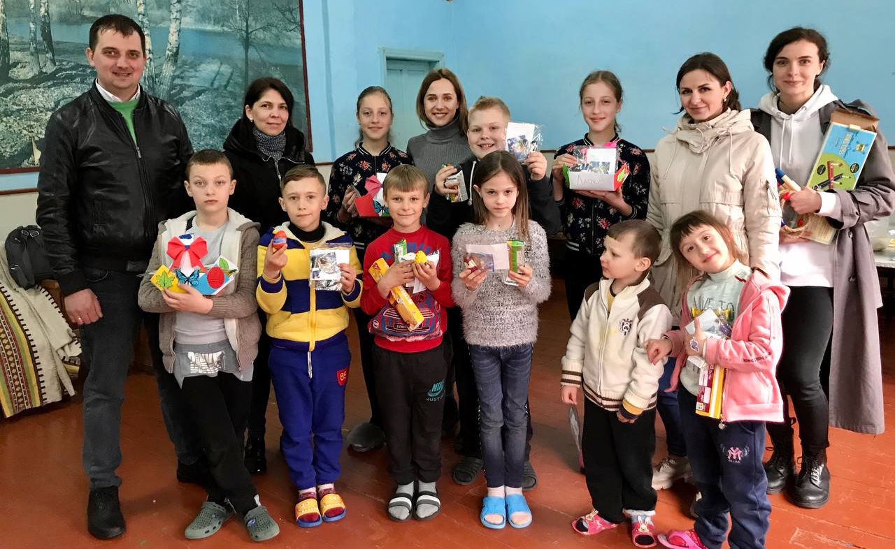 Для дітей переселенців у Вінниці провели великодню квест-гру