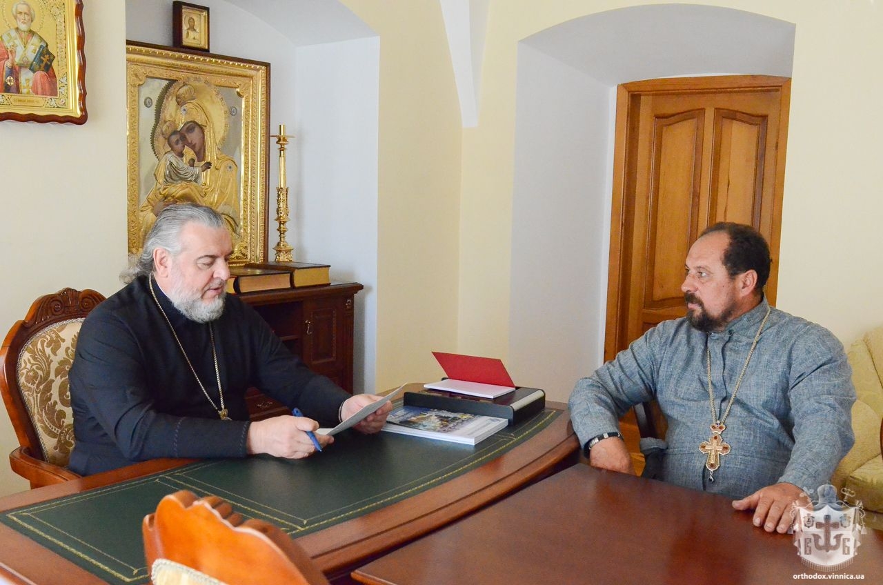 Ще дві парафії разом зі священником приєднались до ПЦУ на Вінниччині