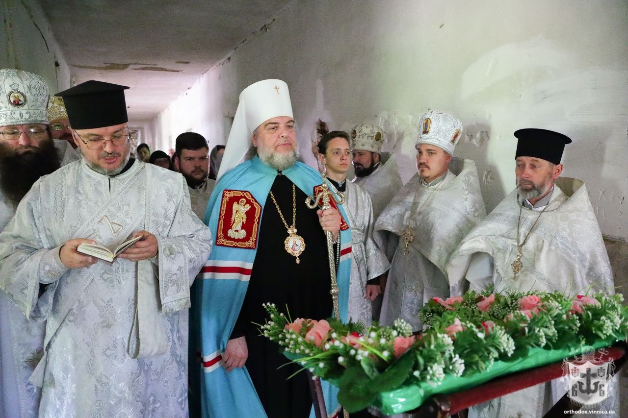 В Лука-Мелешківській громаді звершили першу літургію у новоствореній обителі