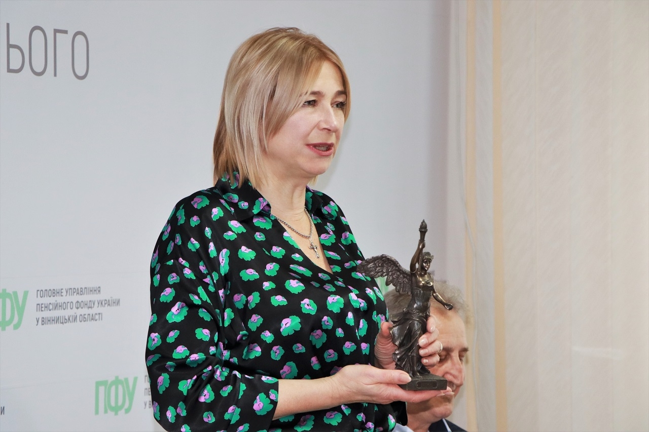 Чечельницький сервісний центр пенсійного фонду визнали кращим у області