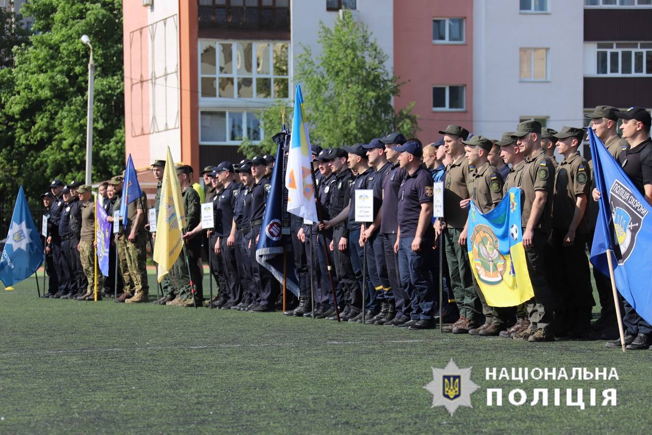 У Вінниці силовики вийшли на футбольне поле в пам'ять загиблих КОРДівців