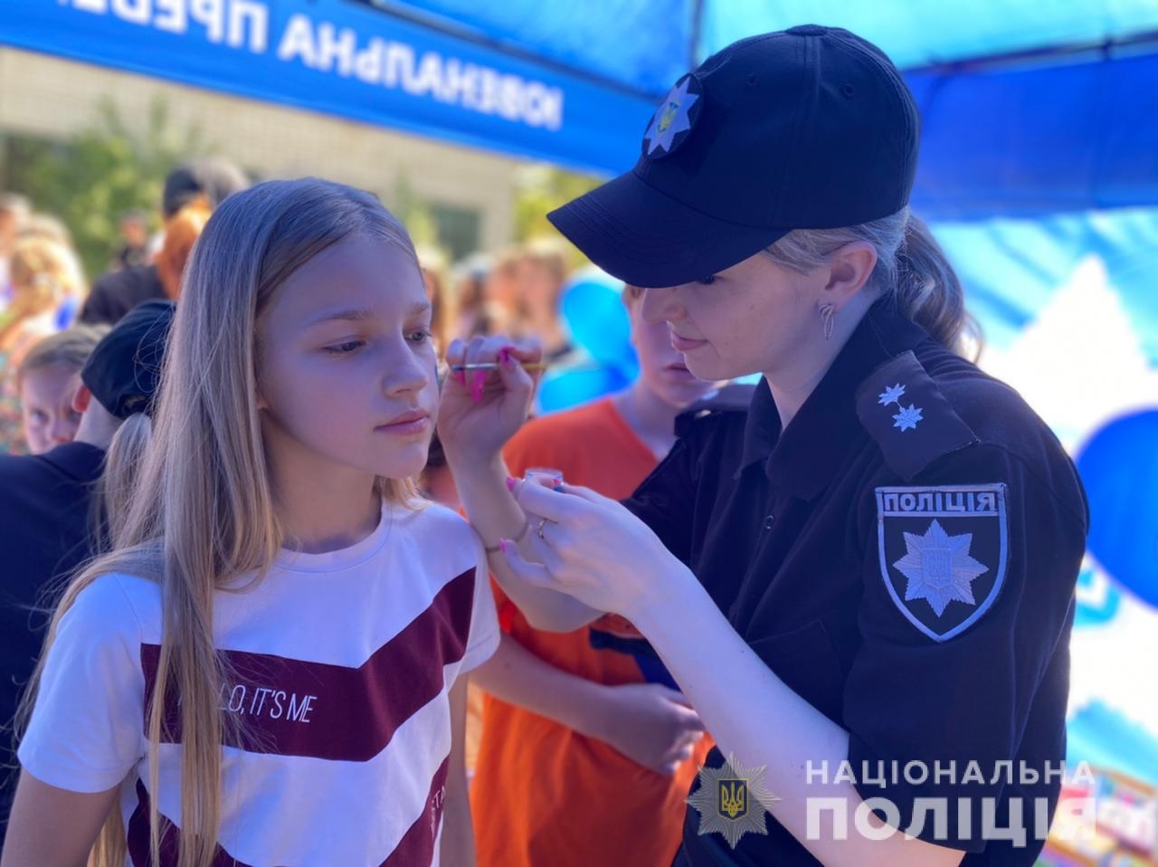 Вінницькі поліцейські влаштували для дітей спортивне свято  