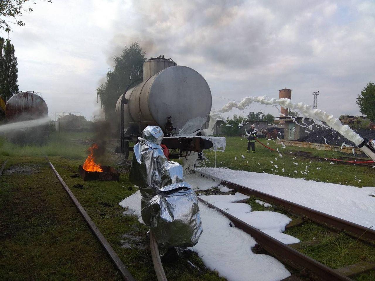 У Козятині рятувальники "гасили пожежу" паливного складу в локомотивному депо  