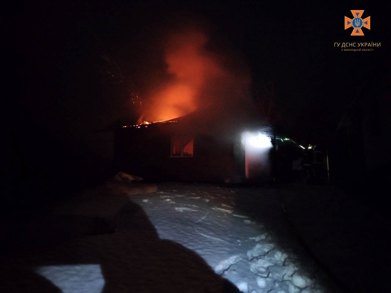 У Вінниці та Хмільницькому районі сталися пожежі - горіли приватні будинки