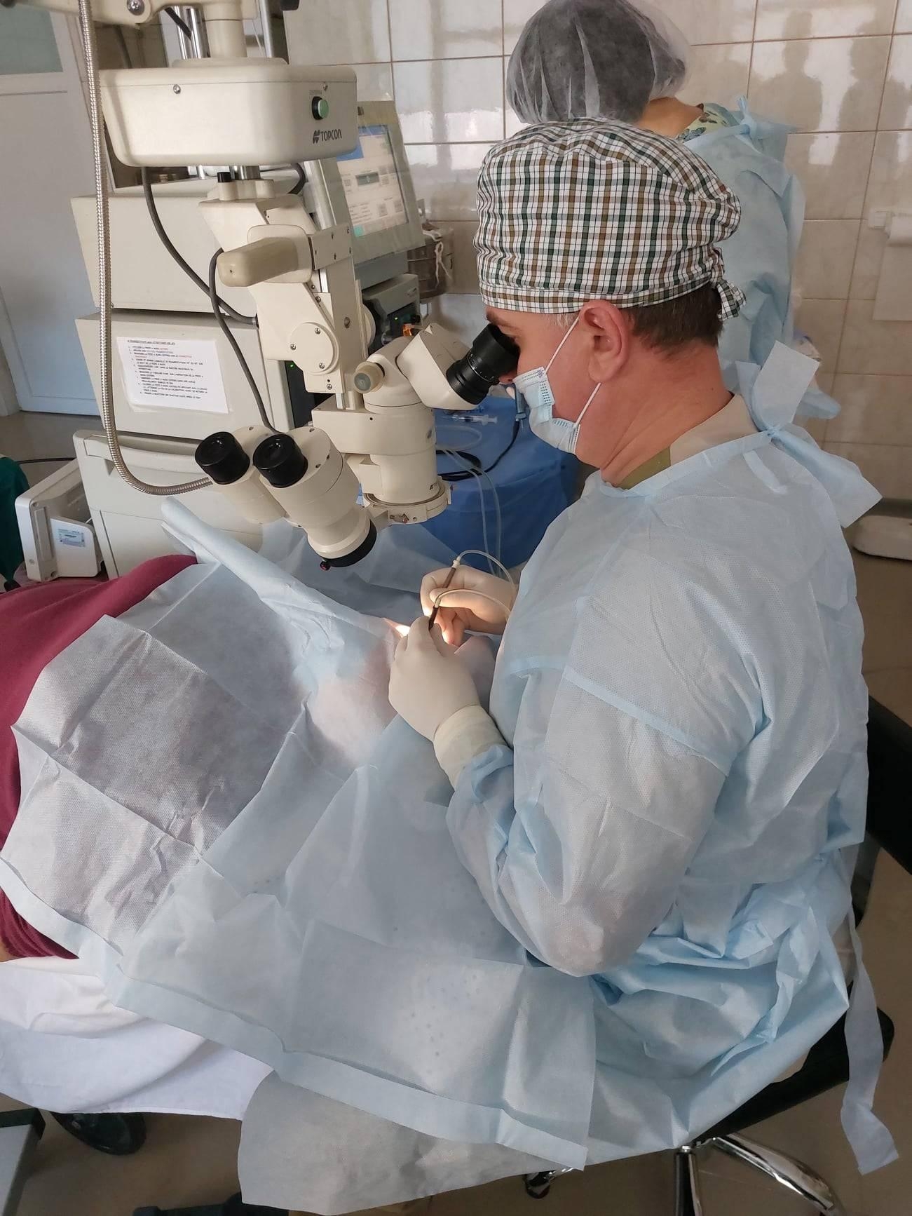 У Могилів-Подільській окружній лікарні встановили сучасні офтальмологічні ліжка