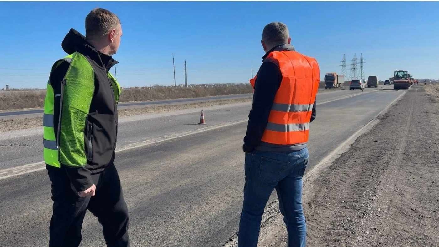 40 тис. кв. метрів траси державного значення М-21 на Вінниччині вже відремонтували