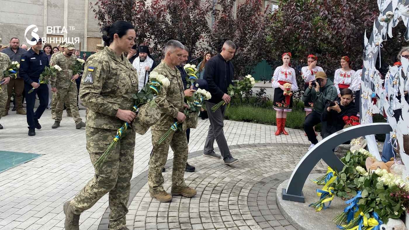  Біль, що не має терміну давності: у Вінниці вшанували маленьких жертв російського терору
