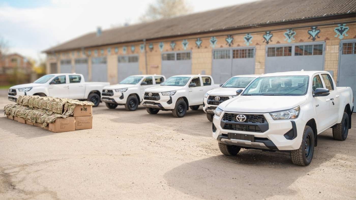 Для ГУР, Нацгвардії та прикордонників: громада Вінниці передала нову партію допомоги на передову