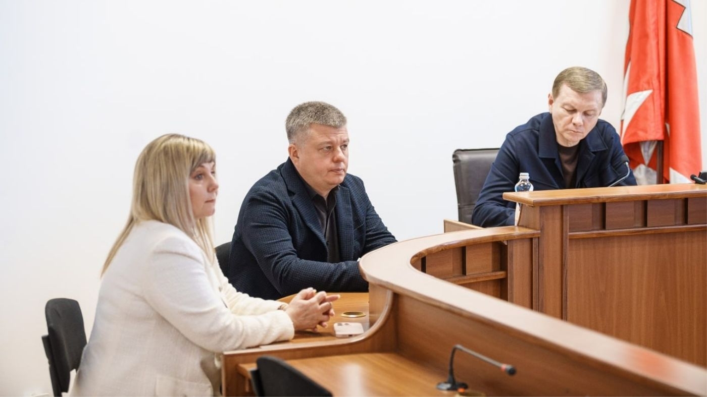 Гарячі обіди, вода за графіком і сонячні панелі: Вінниця готується до будь-яких викликів