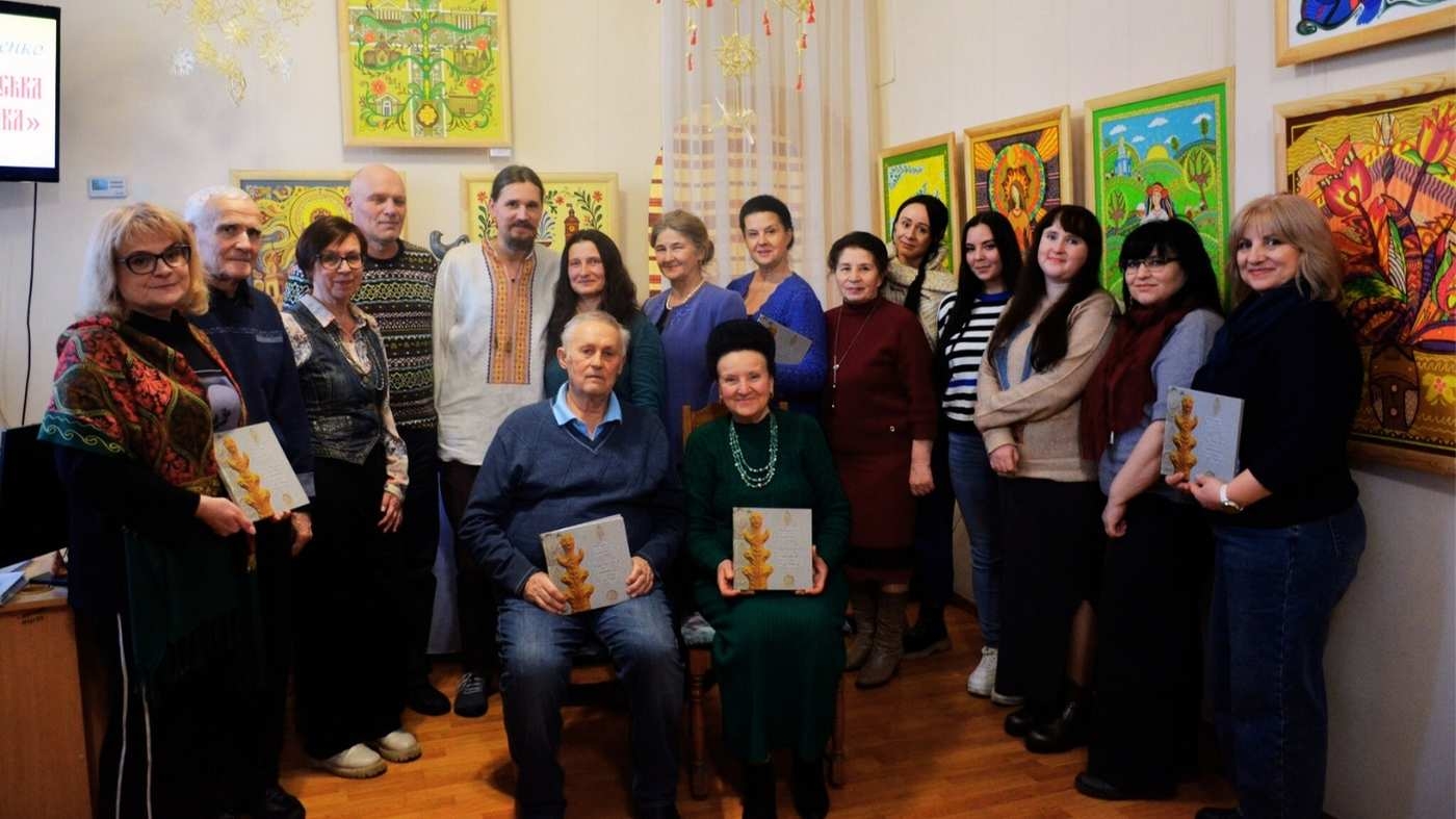 Каталог «Подільська глиняна пластика» презентували у Вінниці