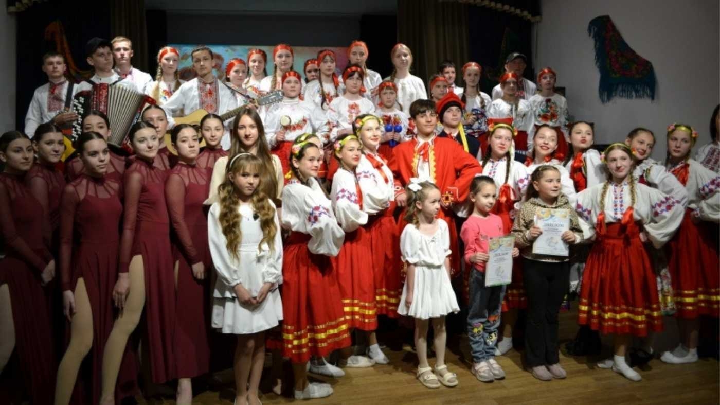 Кого з вінницьких митців відзначили на обласному рівні до Дня матері