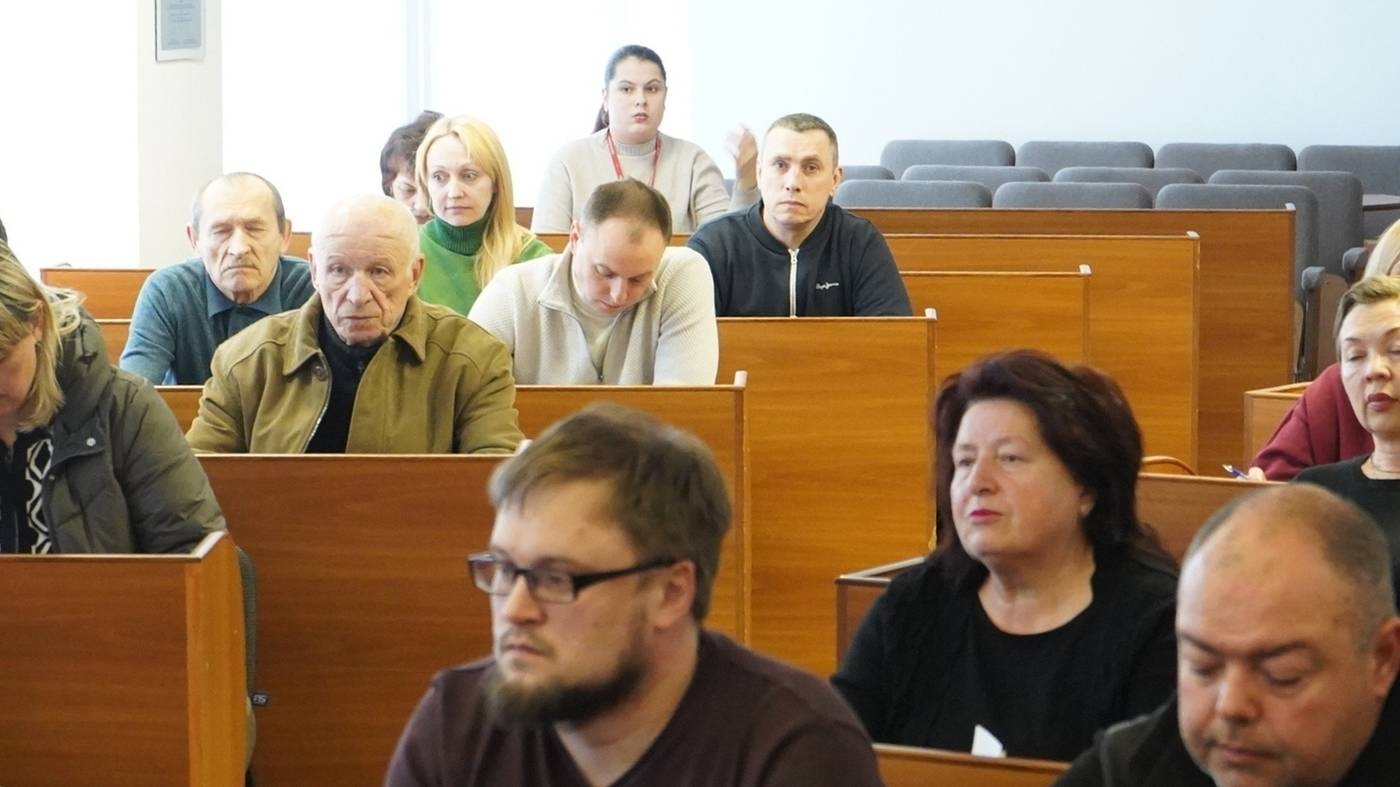 Можливість встановлення на прибудинкових територіях зарядних станцій для електромобілів обговорять у Вінниці