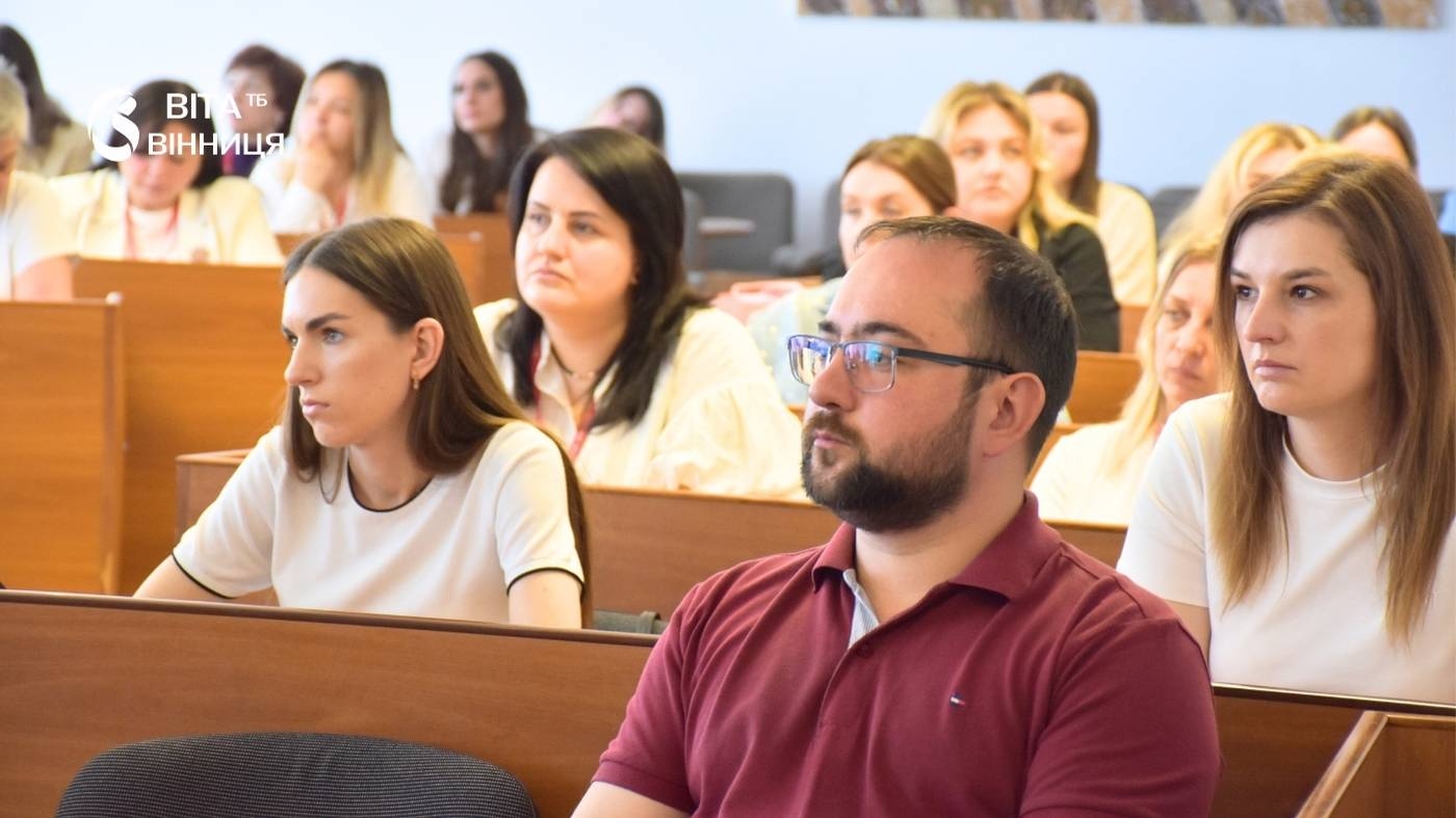 Національний тиждень безбар’єрності: Вінниця вчиться ще краще підтримувати людей із порушеннями зору