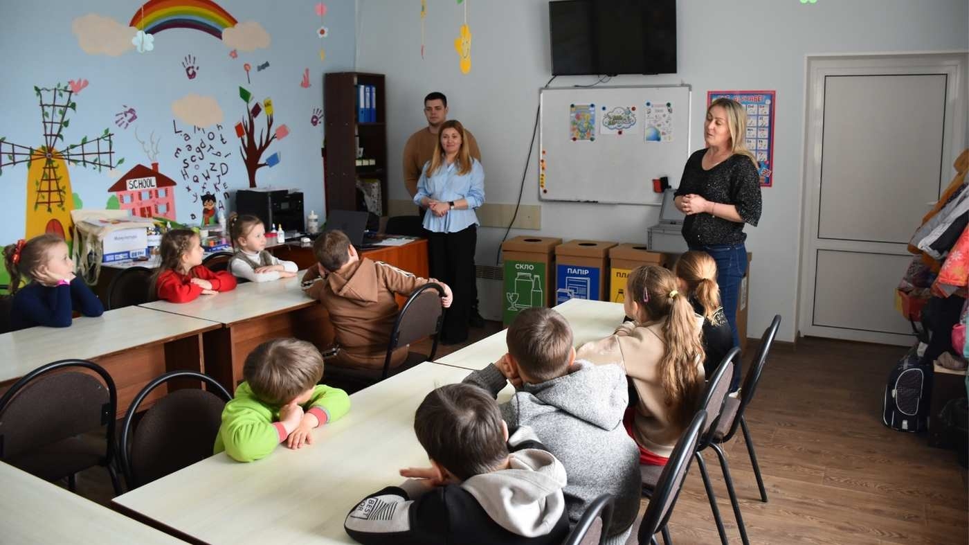 Одна батарейка — 400 літрів отруєної води: як юних вінничан вчать рятувати планету