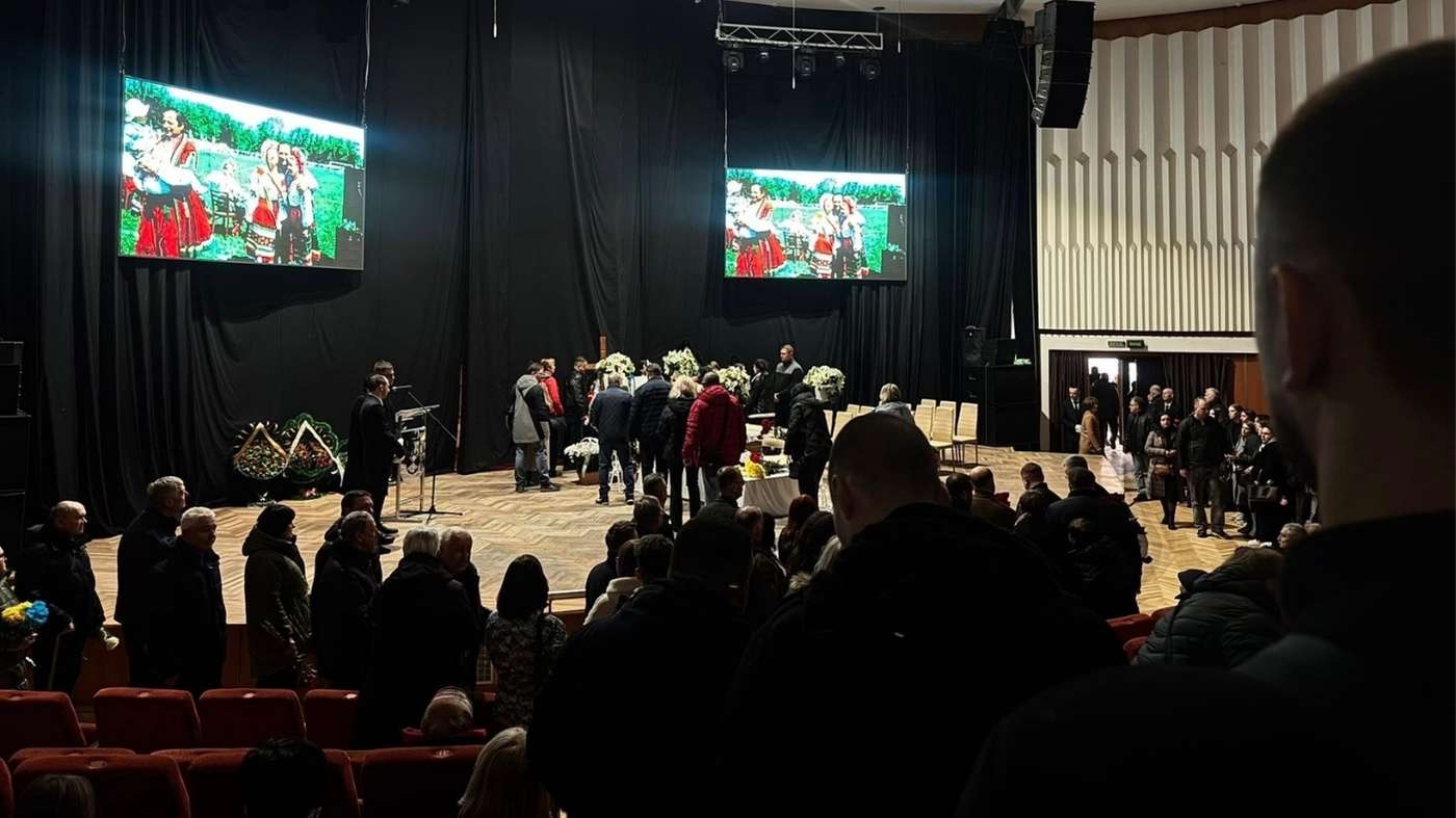 Вінничани прощались з легендою сцени — заслуженим артистом України Анатолієм Кондюком