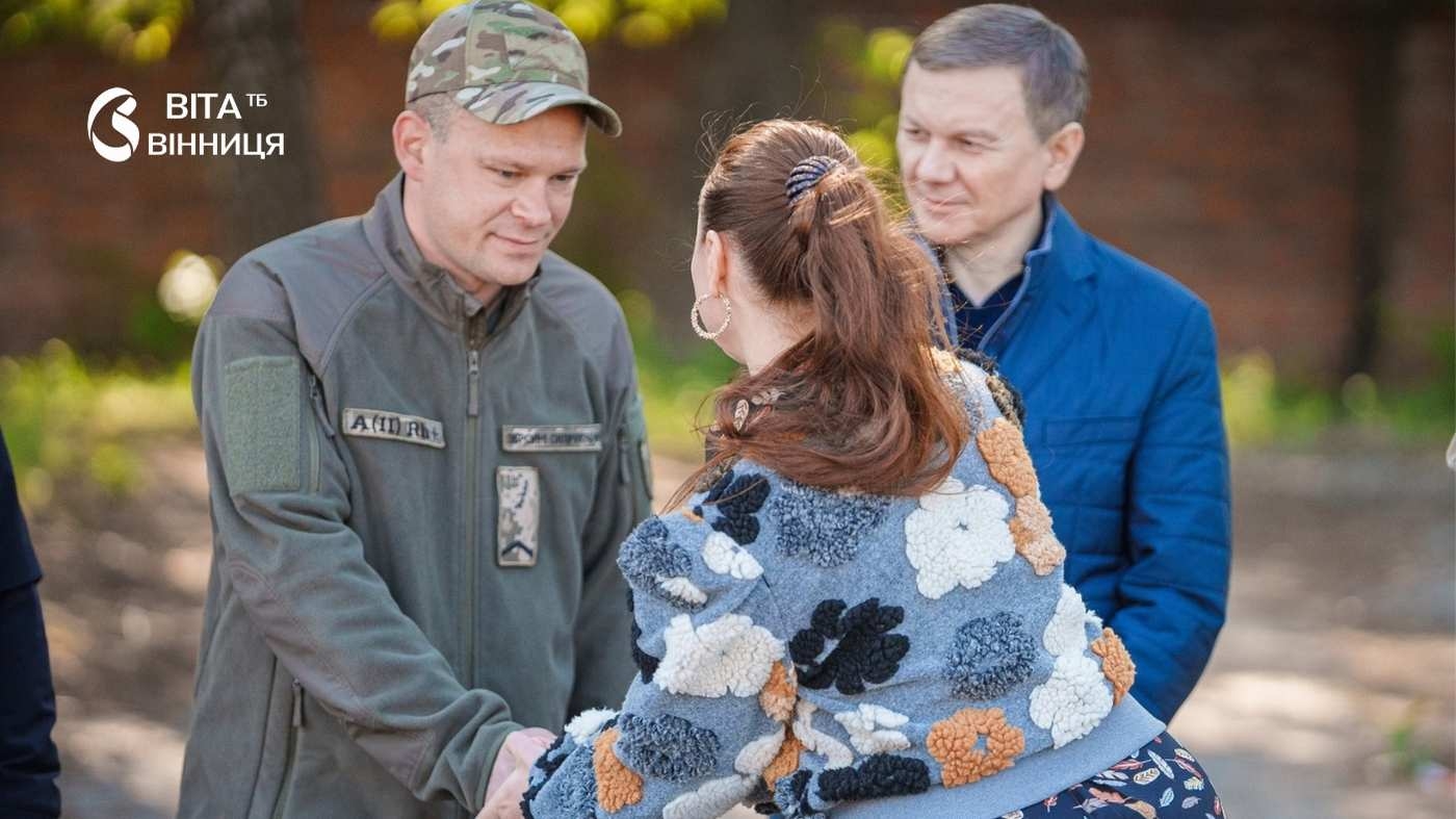 Вінницька громада передала 400 FPV-дронів та квадрокоптери Matrice 120-й бригаді ТрО
