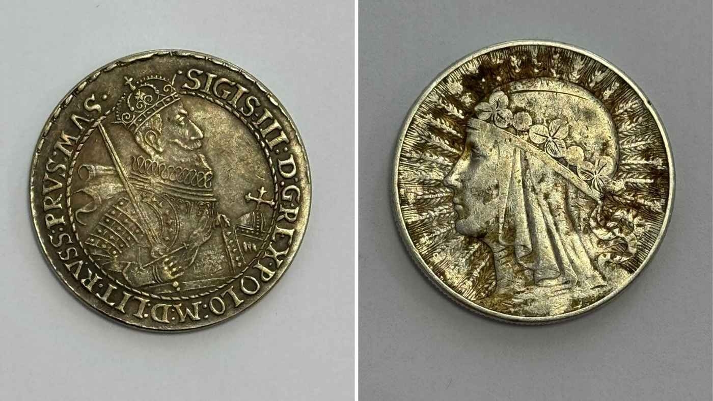 Вінницькі прикордонники вилучили в іноземця п'ять раритетних монет