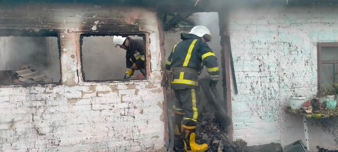 У Дашівській громаді через замикання загорілась літня кухня
