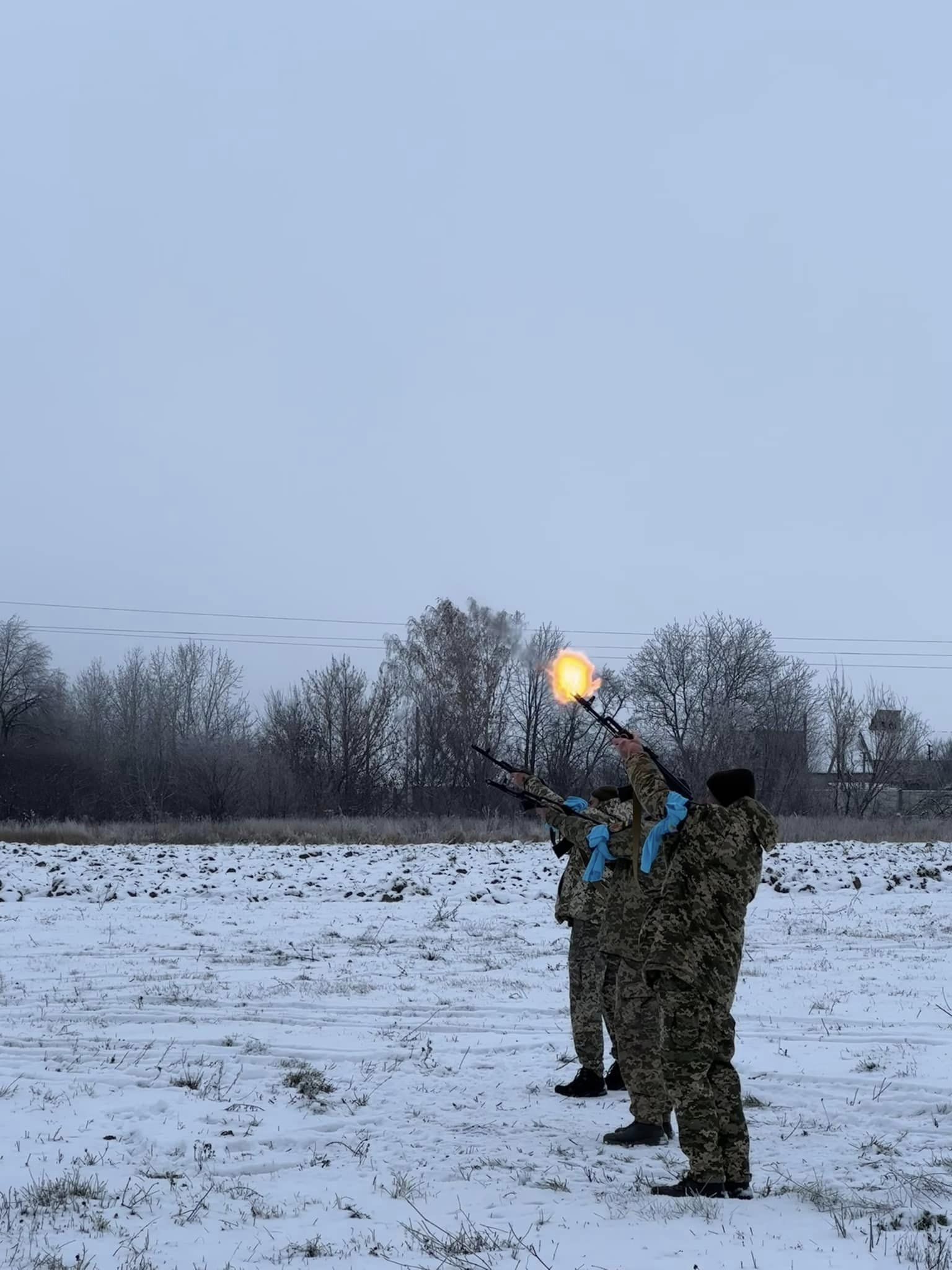 Під залпи почесної варти в Тульчинській громаді попрощались з Героєм