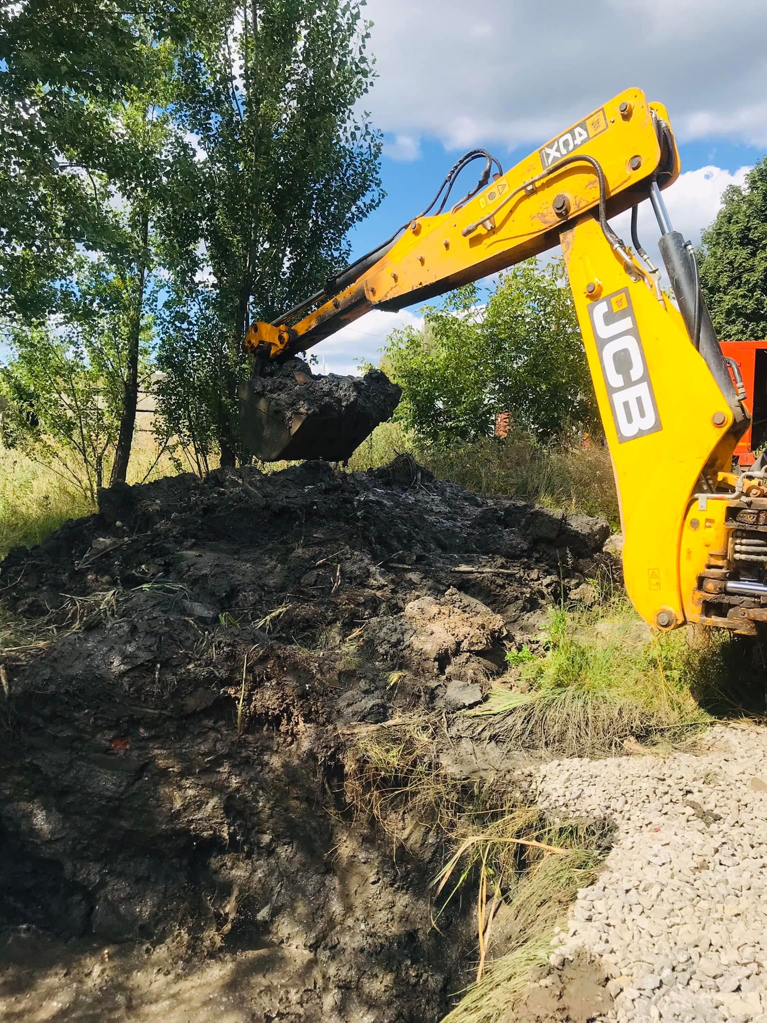 Частину робіт з ремонту магістрального водогону на Гонти у Вінниці виконали