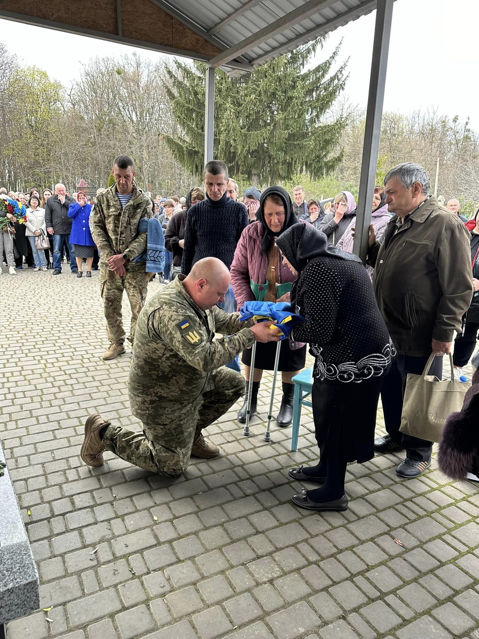 Крижопільська громада попрощалася зі своїм Героєм