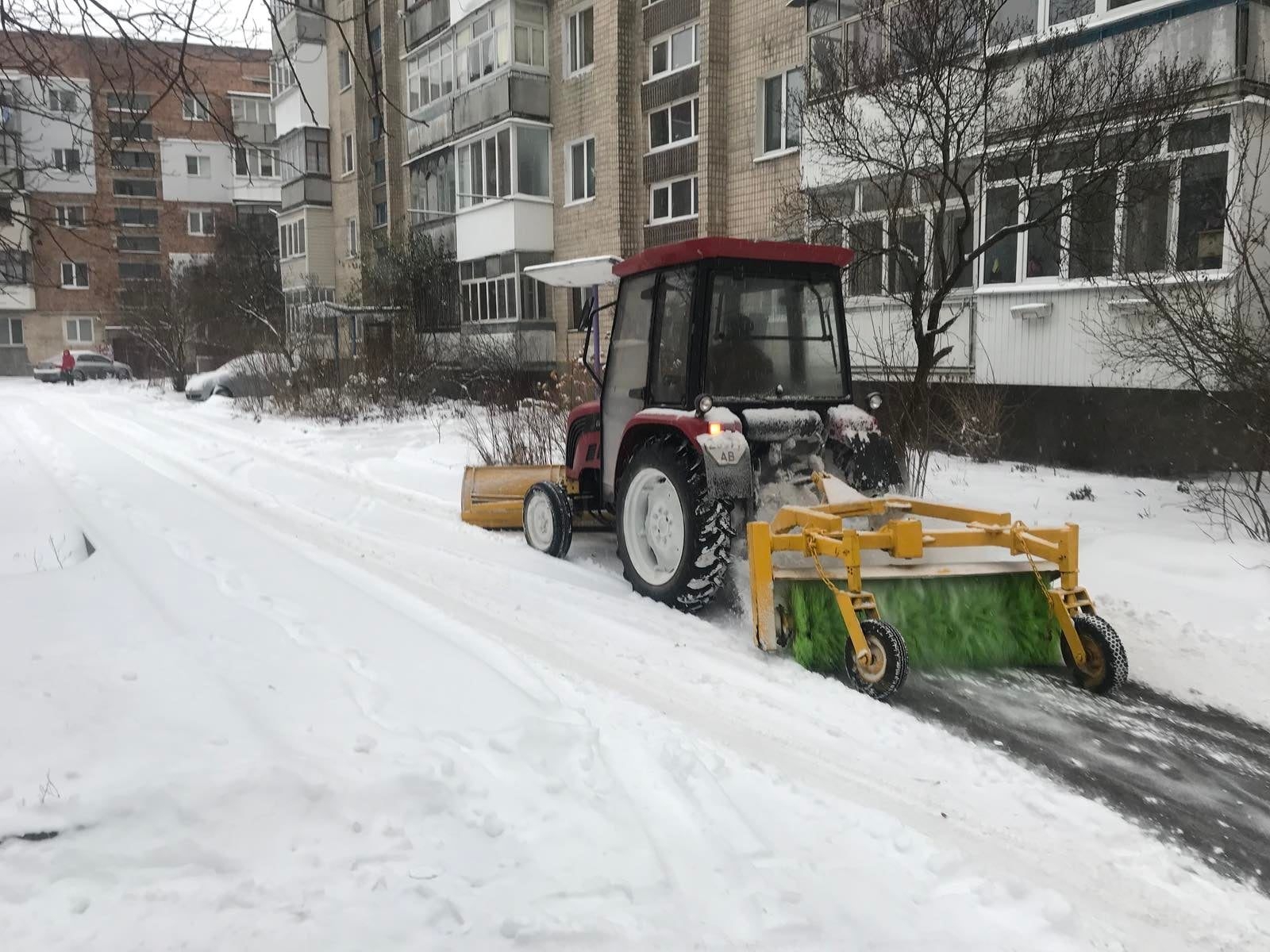 У Вінниці перевіряють прибирання територій від снігу