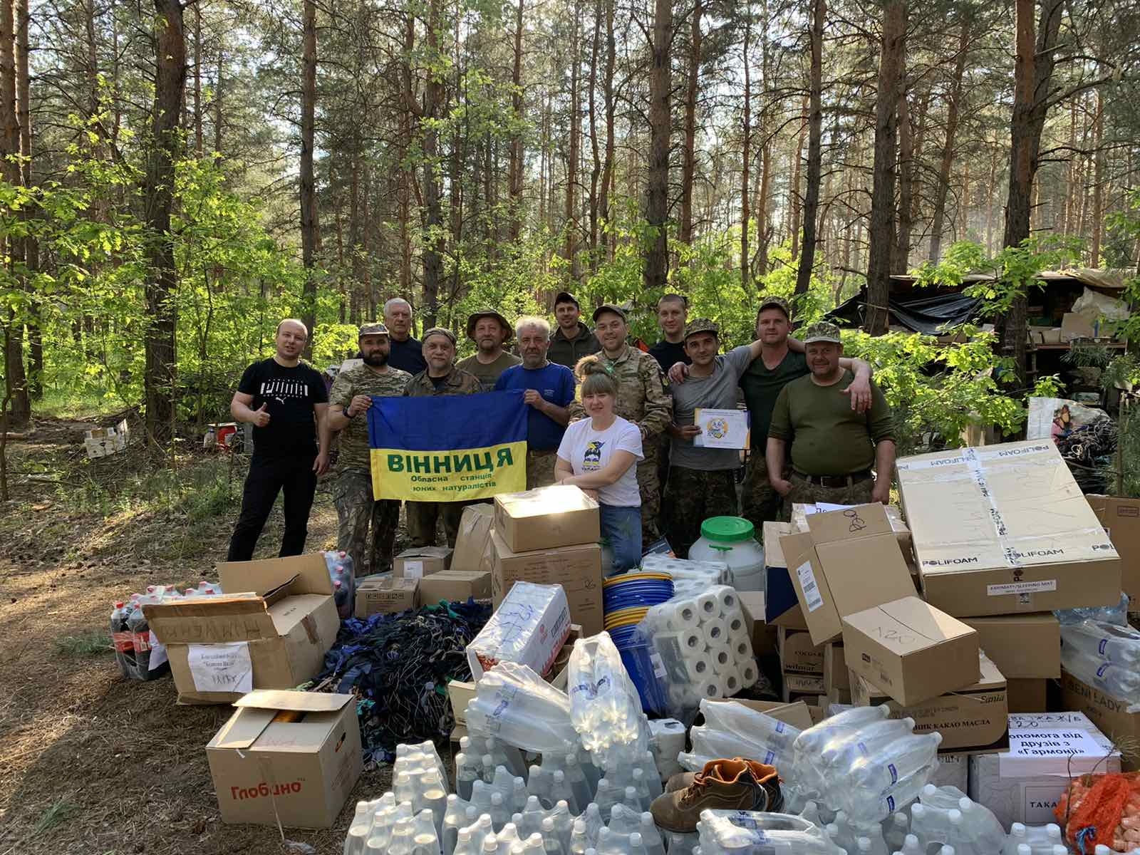 Вінницька волонтерка розповіла заради кого знову і знову вирушає у фронтову дорогу