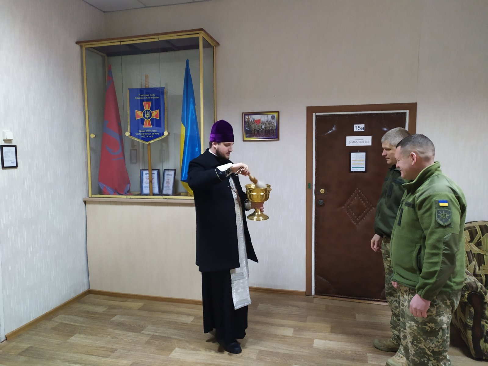 Вінницьких військових благословив священник Спасо-Преображенського собору