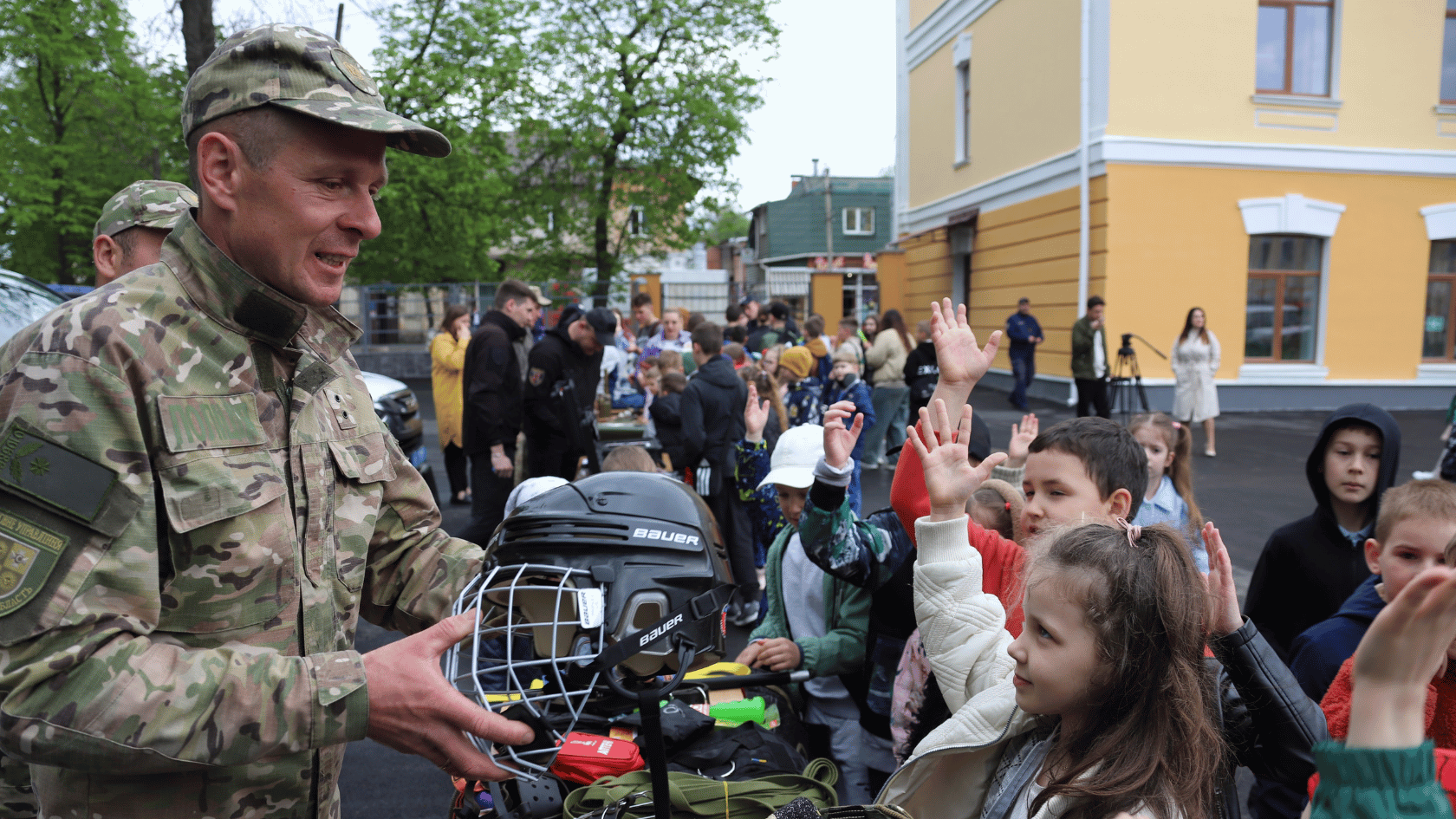 День цивільного захисту учні Вінницького ліцею №2 провели разом із поліцейськими та рятувальниками