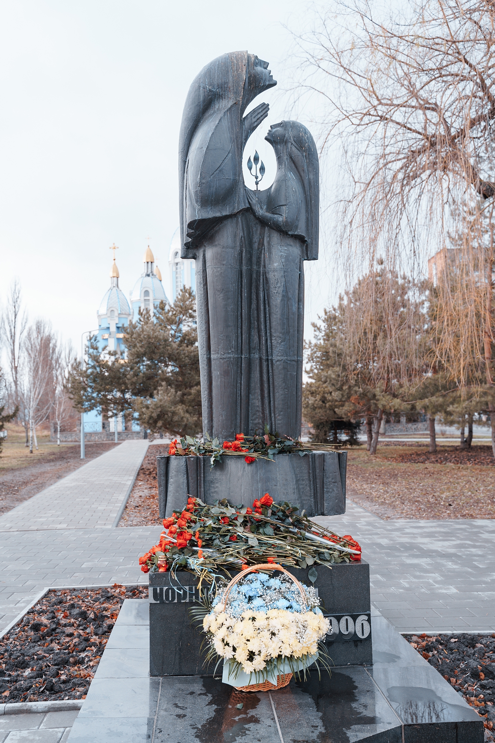 У Вінниці поклали квіти до пам’ятника Жертвам Чорнобиля