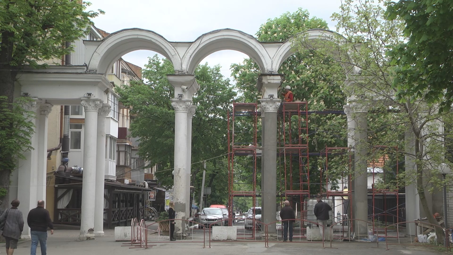 У Вінниці реставрують арку біля входу в парк імені Леонтовича